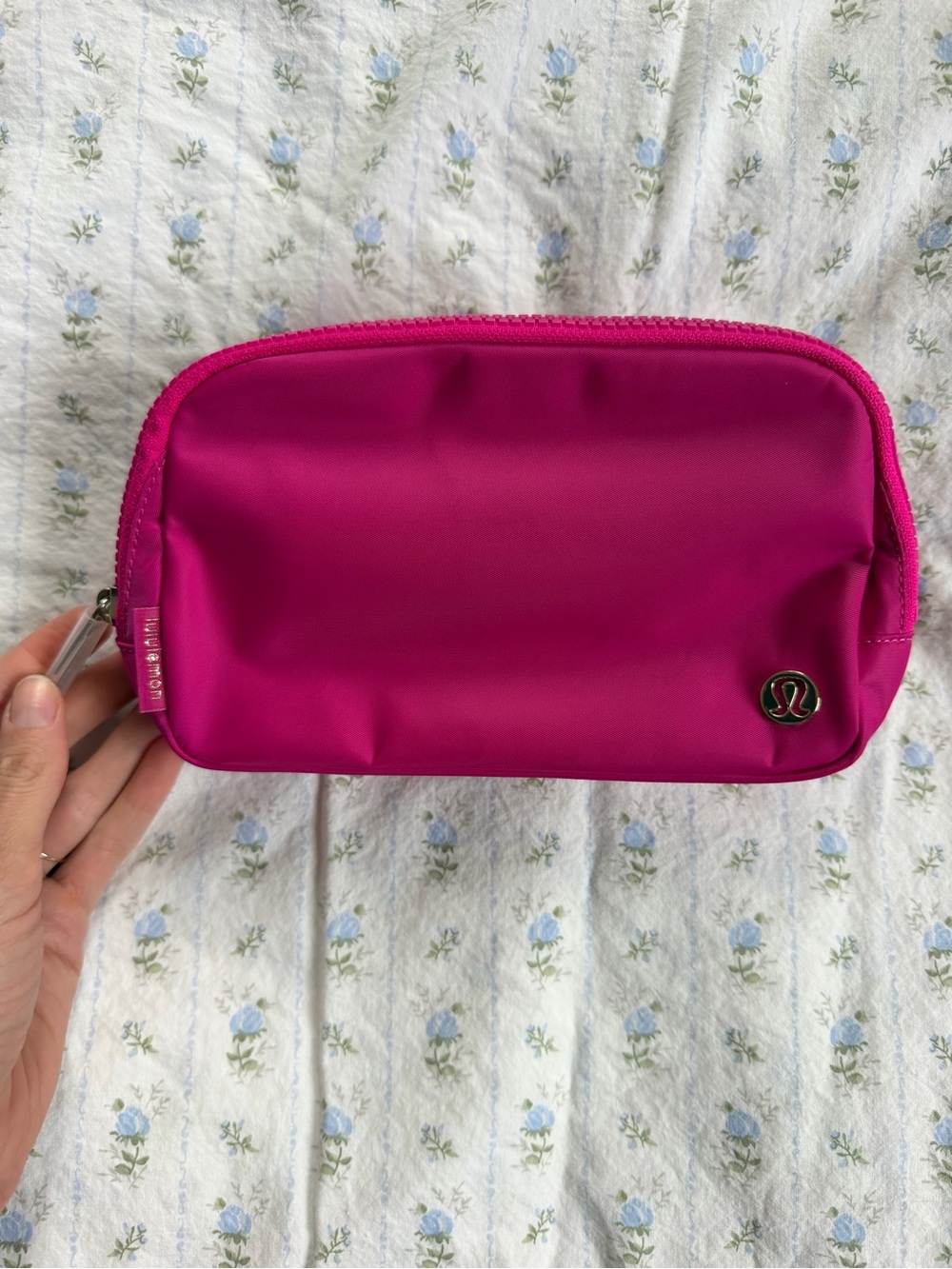 NWT lululemon Everywhere Belt Bag